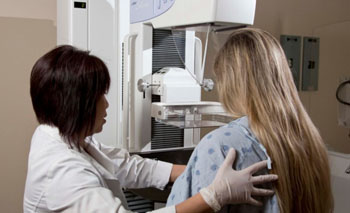 Image: A shorter radiation course is recommended for early-stage breast cancer patients (Photo courtesy of the University of Texas MD Anderson Cancer Center).