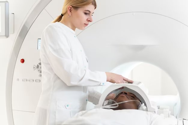 Image: Experts have advocated for more intensive head-and-neck cancer follow-up using FDG-PET/CT (Photo courtesy of Freepik)
