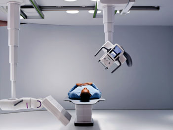 Imagen: El sistema robótico Multitom para Rayos X de avanzada (Rax) (Fotografía cortesía de Siemens Healthcare). Imagen: El sistema robótico Multitom para Rayos X de avanzada (Rax) (Fotografía cortesía de Siemens Healthcare).
