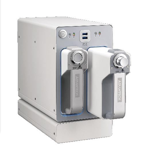 Imagen: El sistema de energía de grado médico, iPS-M100, carga dos baterías de ion litio (Fotografía cortesía de Advantech).
