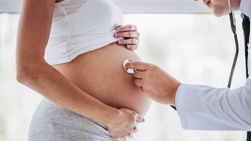 Imagen: Una nueva investigación afirma que los monitores portátiles pueden detectar sufrimiento fetal (Fotografía cortesía de Shutterstock). Imagen: Una nueva investigación afirma que los monitores portátiles pueden detectar sufrimiento fetal (Fotografía cortesía de Shutterstock).
