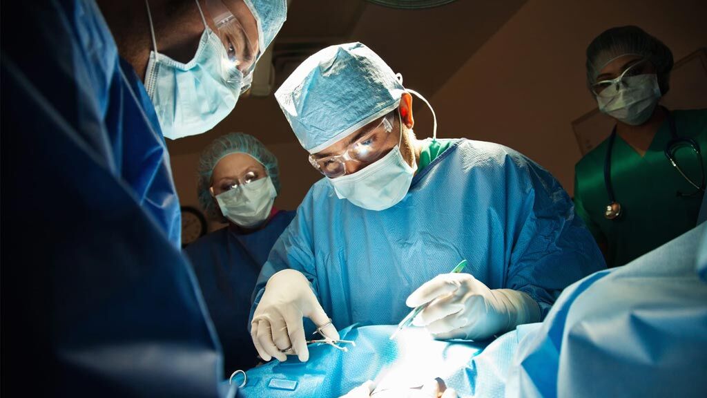 Imagen: Un estudio nuevo sugiere que la cirugía para la epilepsia, si es necesaria, se debe realizar lo antes posible (Fotografía cortesía de Getty Images). Imagen: Un estudio nuevo sugiere que la cirugía para la epilepsia, si es necesaria, se debe realizar lo antes posible (Fotografía cortesía de Getty Images).