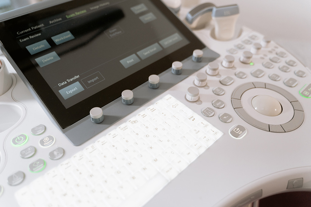 Imagen: El parpadeo del ultrasonido Doppler color puede ayudar a la detección de ciertos marcadores de biopsia (Fotografía cortesía de Pexels)