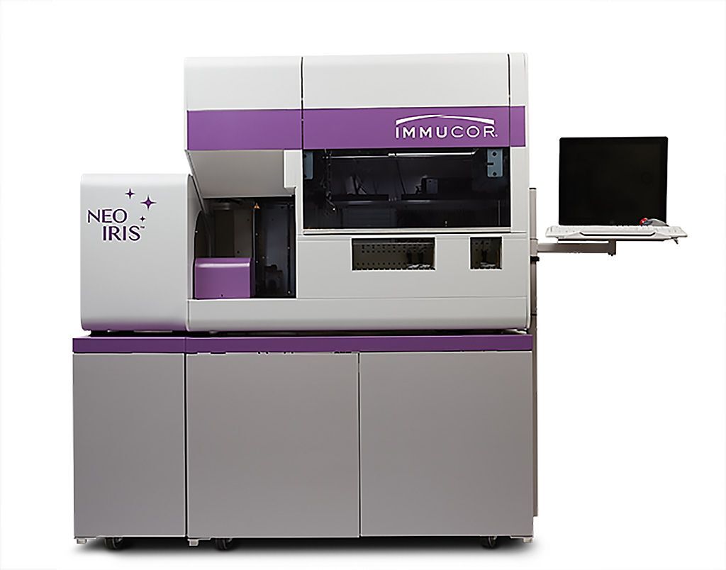 Imagen: El NEO Iris es un analizador de inmunohematología completamente automatizado para pruebas de diagnóstico in vitro de sangre humana (Fotografía cortesía de Immucor)