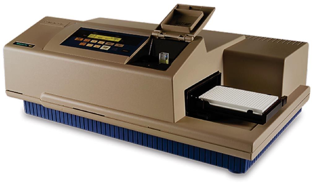 Imagen: El lector de microplacas, SpectraMax M5, es el estándar para el lector de absorbancia multimodal UV/visible, proporcionando detección ultrarrápida de rango espectral completo para las celdas, microplacas de 96 y 384 pozos (Fotografía cortesía de Molecular Devices).
