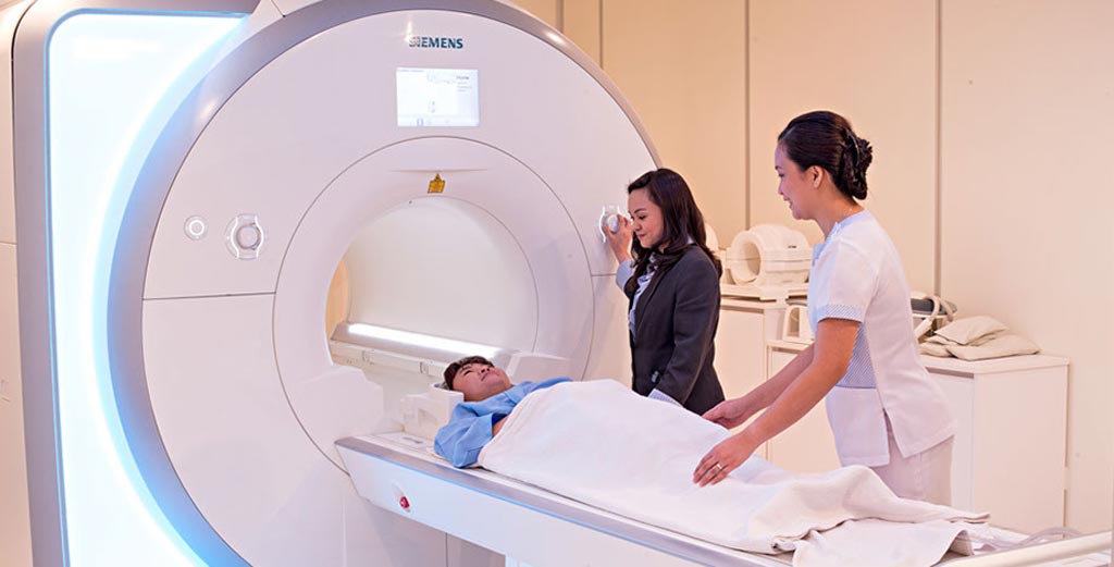 Imagen: Un escáner de nueva generación de resonancia magnética general y adaptado para cardiología de 1.5-T (Fotografía cortesía de Siemens Healthineers).