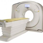 Imagen: El escáner Scenaria View CT ofrece un cilindro de 80 cm de diámetro para los pacientes grandes (Fotografía cortesía de Hitachi).