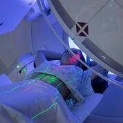 Imagen: Un estudio nuevo muestra que las dosis altas de RT aumentan la supervivencia de los pacientes de mesotelioma (Fotografía cortesía de iStock). Imagen: Un estudio nuevo muestra que las dosis altas de RT aumentan la supervivencia de los pacientes de mesotelioma (Fotografía cortesía de iStock).