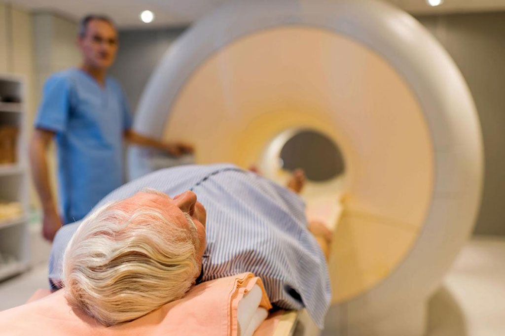 Imagen: Múltiples radiografías de la parte inferior del cuerpo pueden ser un factor en el aumento del cáncer de testículo (Fotografía cortesía de iStock) Imagen: Múltiples radiografías de la parte inferior del cuerpo pueden ser un factor en el aumento del cáncer de testículo (Fotografía cortesía de iStock)