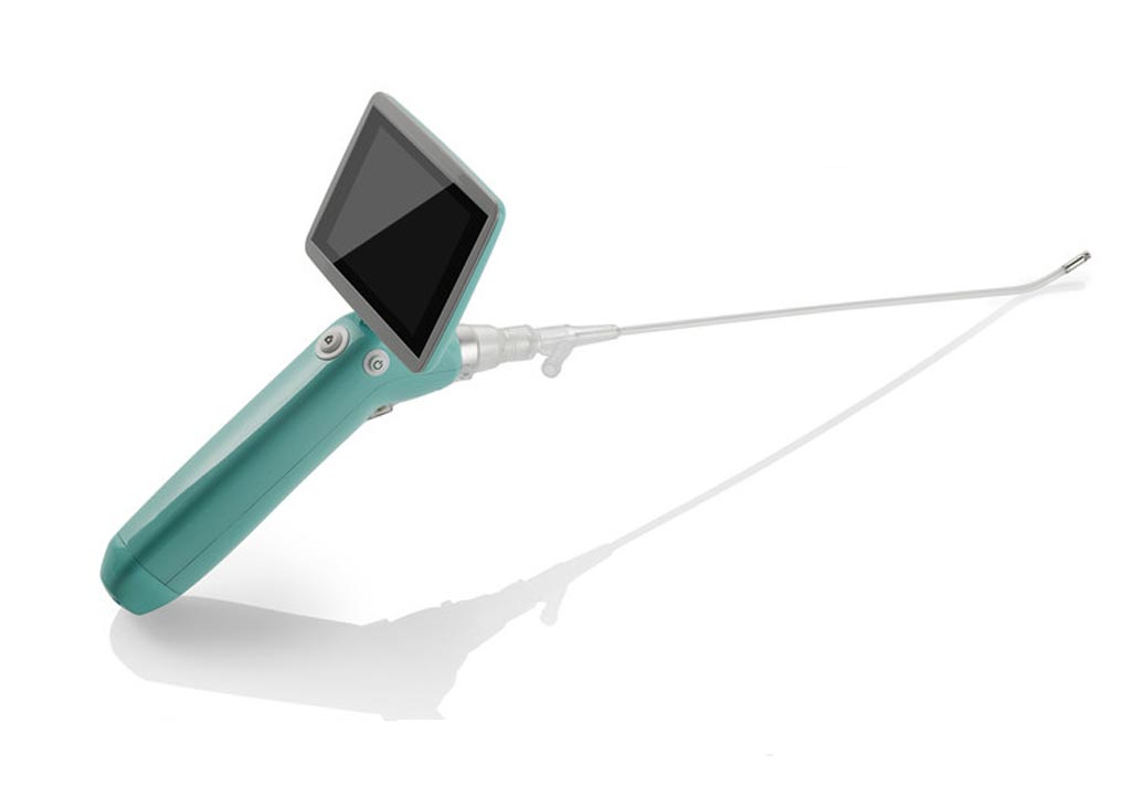 Image: The portable diagnostic cystoscope is designed to eliminate cross-contamination (Photo courtesy of UroViu).