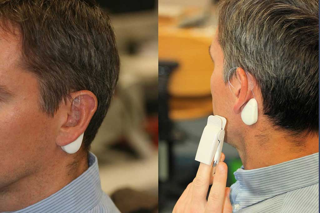Image: Electrical pulses in the ear can reduce chronic pain (Photo courtesy of TU Wien)