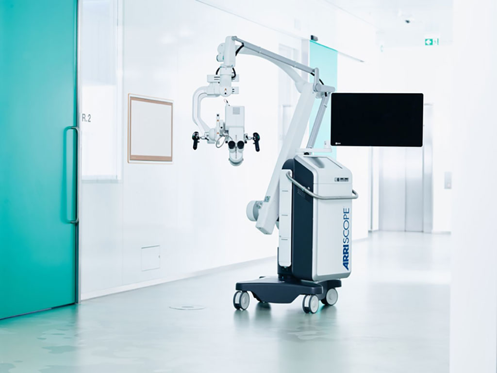 Image: Arriscope surgical microscope (Photo courtesy of Munich Surgical Imaging)