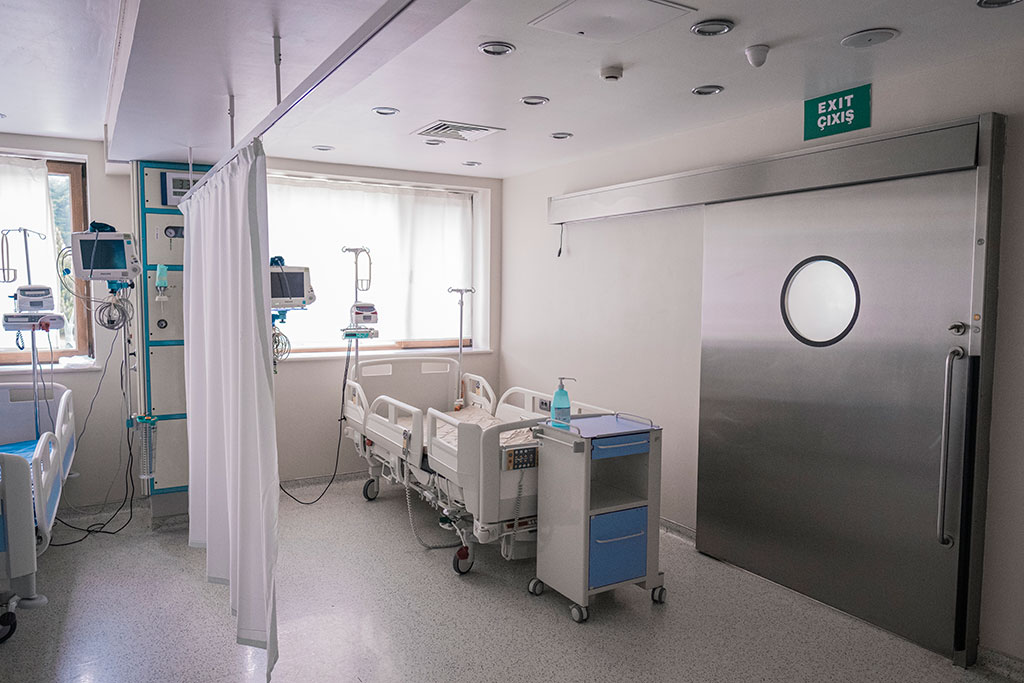 Image: A durable coating for medical devices that is activated by light provides on-demand disinfection (Photo courtesy of Pexels)
