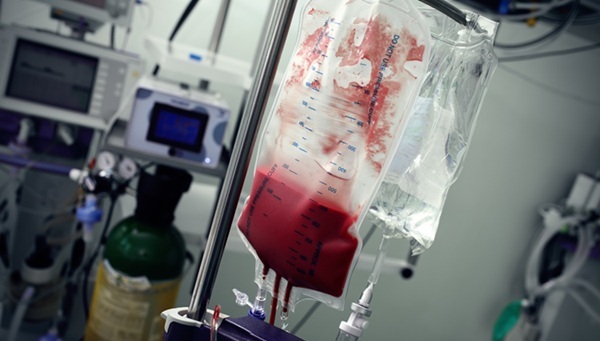 Image: The TXA autoinjector delivers lifesaving treatment for severe bleeding as effectively as traditional IV methods (Photo courtesy of 123RF)