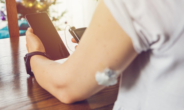 Image: The system combines an insulin dosing algorithm with a continuous glucose monitor (123RF) Image: The system combines an insulin dosing algorithm with a continuous glucose monitor (123RF)