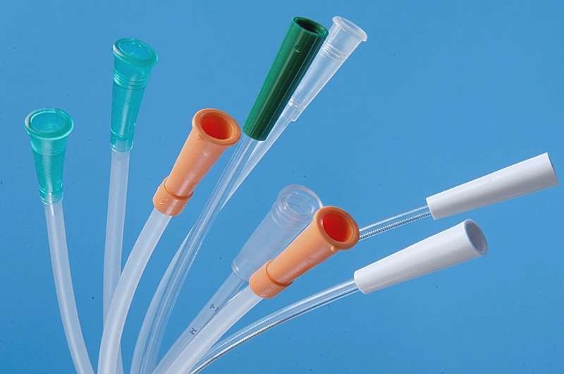 Image: Reusable catheter patients used 35 percent fewer antibiotics compared to their single-use only counterparts. (Photo courtesy of the University of Southampton) Image: Reusable catheter patients used 35 percent fewer antibiotics compared to their single-use only counterparts. (Photo courtesy of the University of Southampton)