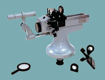 Image: A commercial Fabry–Pérot interferometer or etalon (Photo courtesy (United Scientific Supplies).