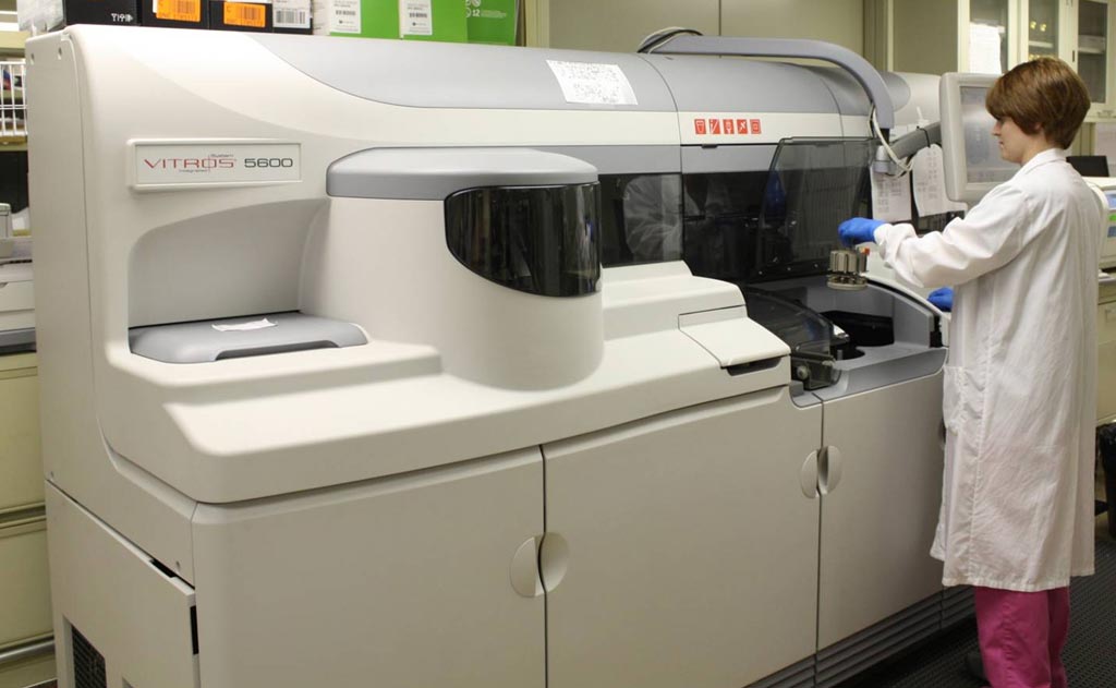 Интегрированная система VITROS 5600 (фото предоставлено Ortho Clinical Diagnostics). Интегрированная система VITROS 5600 (фото предоставлено Ortho Clinical Diagnostics).