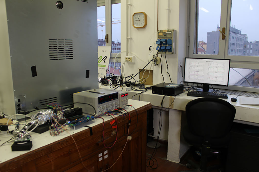 Image: Prototype of an electronic nose capable of diagnosing tumor using urine sample (Photo courtesy of Polytechnic University of Milan)