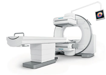 Image: Symbia Evo Excel combines excellent SPECT image resolution and detector sensitivity with a small room size requirement thus designed to fit into almost any existing nuclear medicine exam room (Photo courtesy of Siemens Healthcare).
