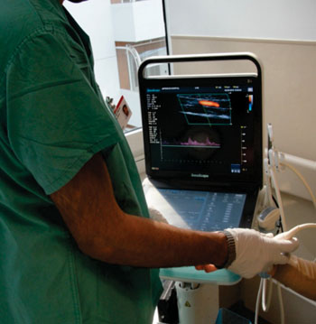 Image: RA scanning using SonoScape S9 Ultrasound Unit (Photo courtesy of SonoScape Medical Corp.).