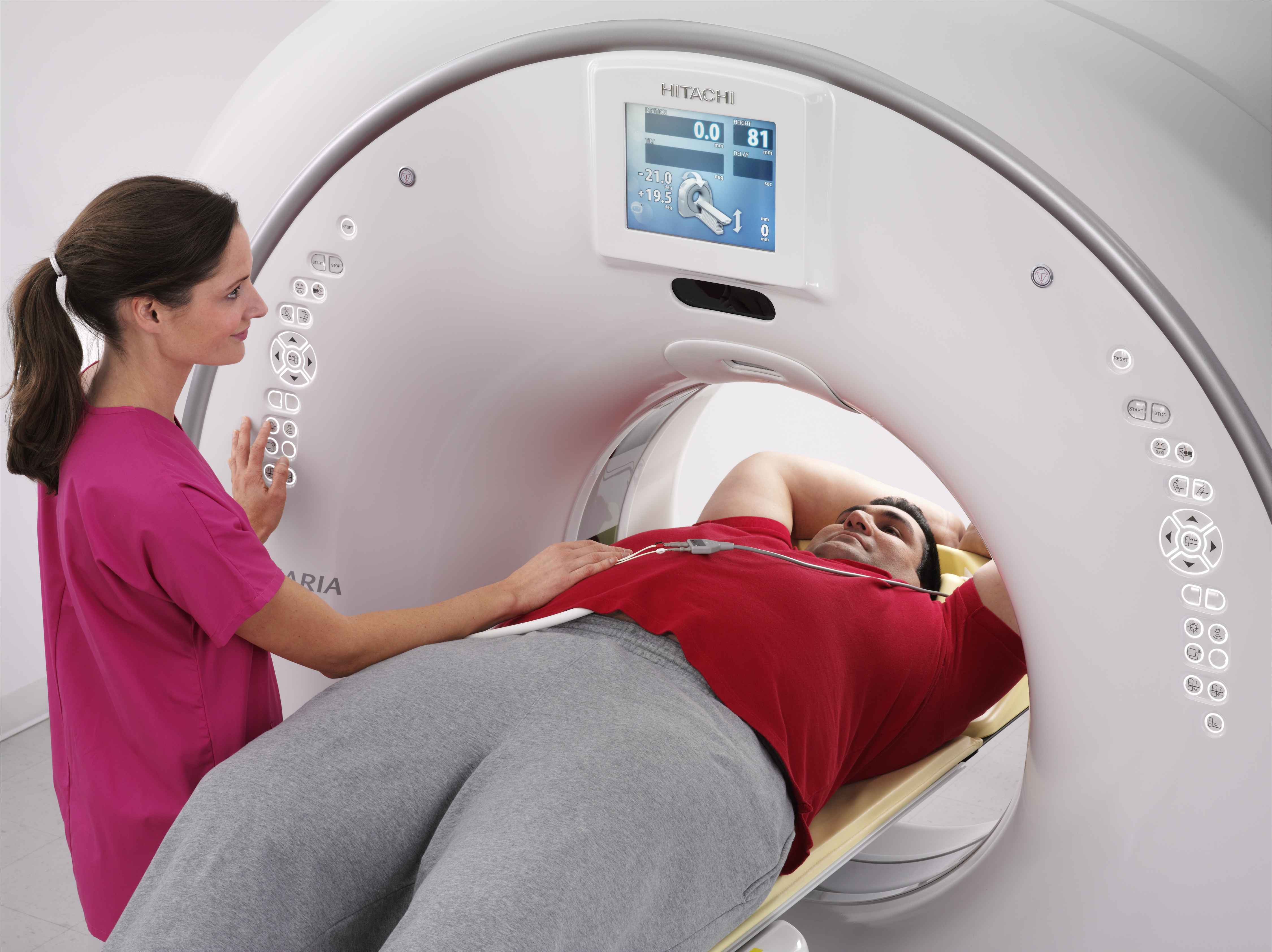 Image: New Scenaria SE 64/128-slice Computed Tomography Scanner from Hitachi Medical Systems America (Photo courtesy of Business Wire).