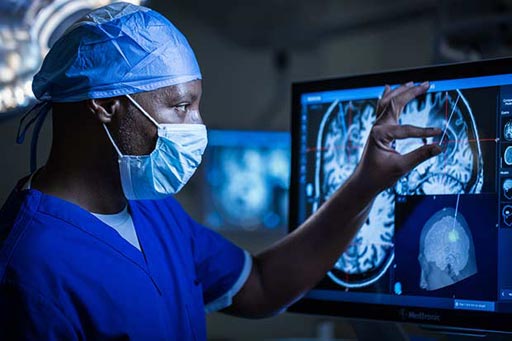 Image: The StealthStation S8 navigation system facilitates brain surgery (Photo courtesy of Medtronic).