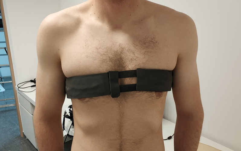 Image: The ultrasound computed tomography belt could make monitoring patients with heart and lung conditions easier (Photo courtesy of University of Bath) Image: The ultrasound computed tomography belt could make monitoring patients with heart and lung conditions easier (Photo courtesy of University of Bath)